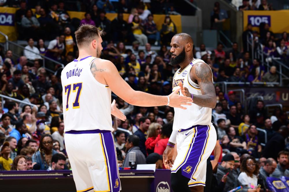 亚洲羽球混合团体赛 ｜ 3比1逆转战胜泰国 印尼历史首晋决赛.